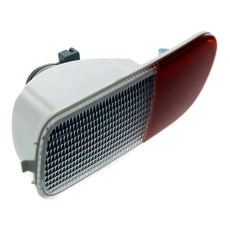 2006-2010 Chrysler Pt Cruiser Trunk Lamp, passenger side, left-side view, CH2883102C