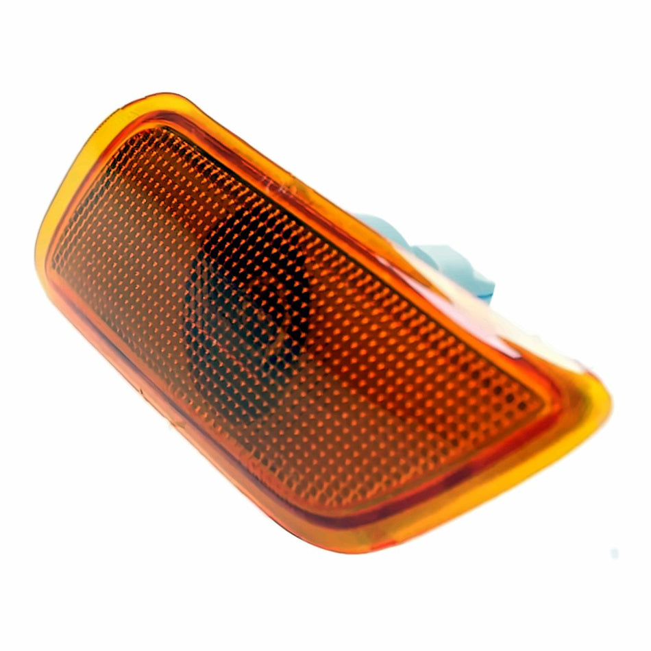 2000-2005 Ford Focus Reflector, front driver side, left-side view, FO2550134