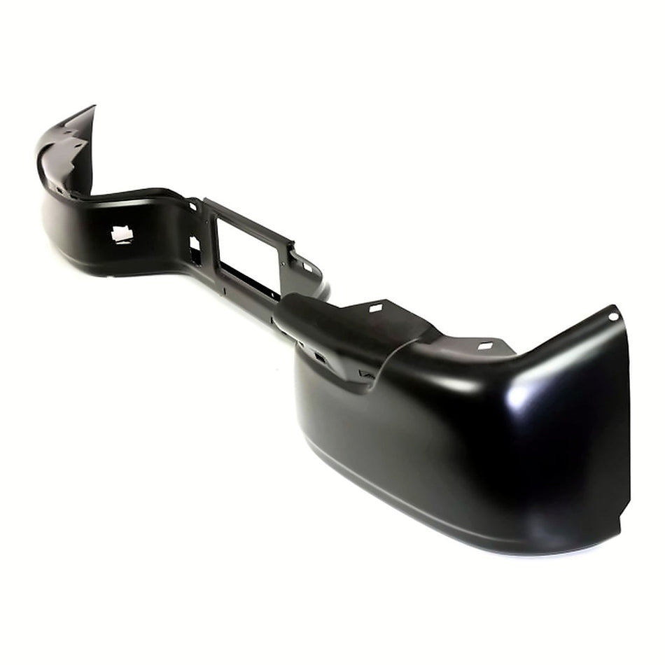 2000-2006 Chevrolet Suburban Bumpers, left-side view, GM1102384