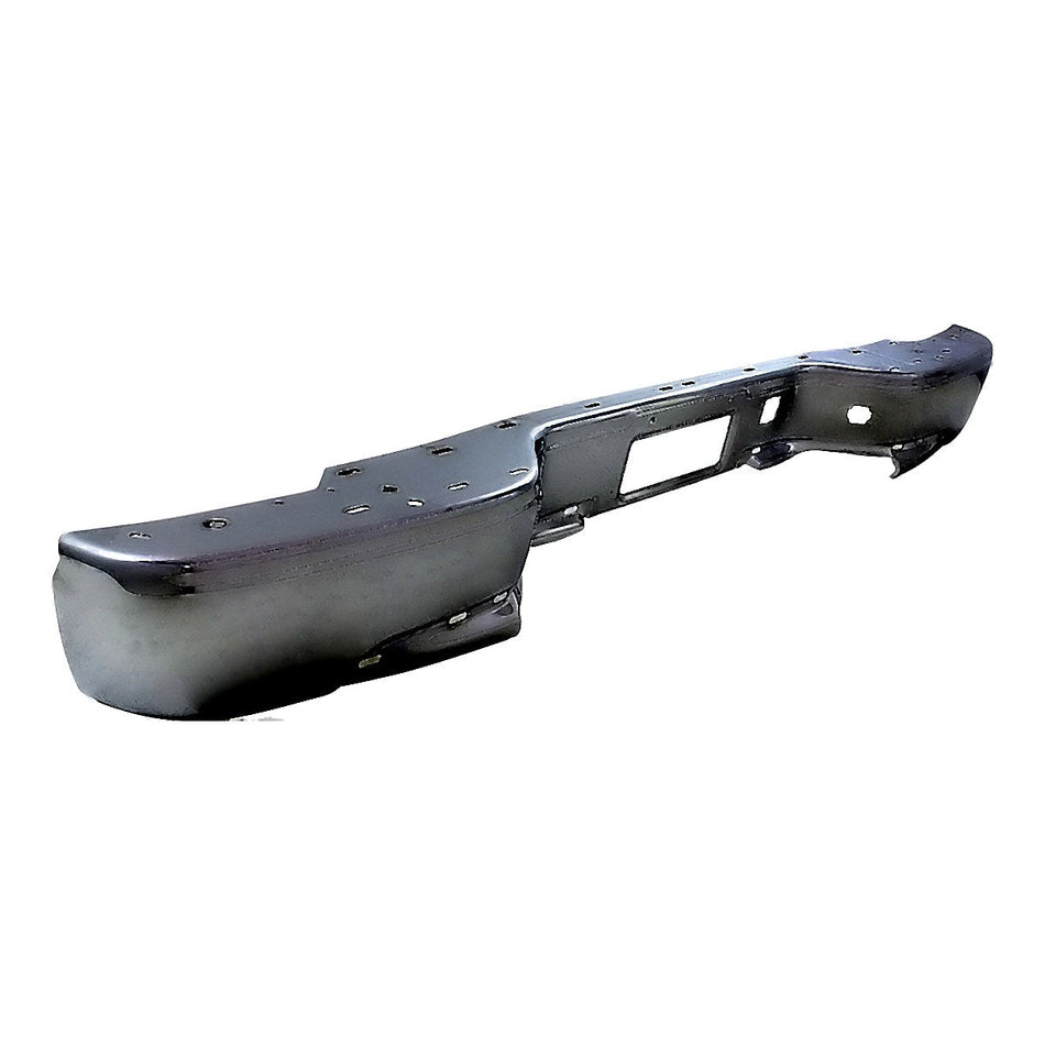 2000-2006 Chevrolet Suburban Bumpers, left-side view, GM1102413