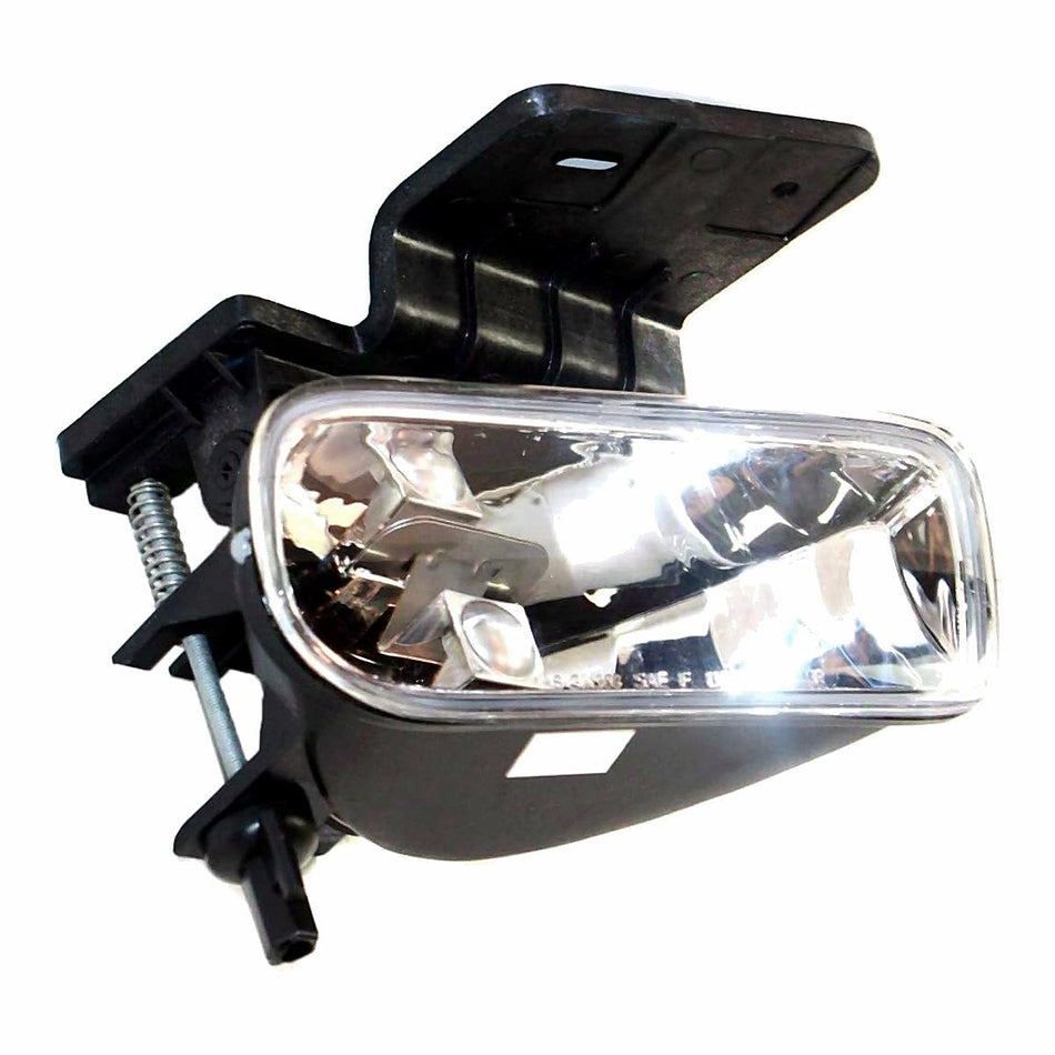2000-2006 Chevrolet Suburban Fog Lights, front passenger side, left-side view, GM2593113