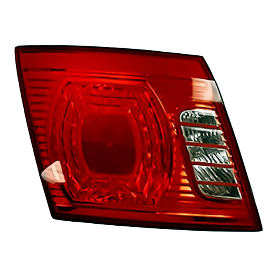 2003-2006 Kia Magentis Trunk Lamp, driver side, KI2800122