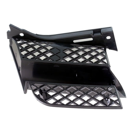 2003-2004 Mitsubishi Outlander Grille, passenger side, rear view, MI1200242