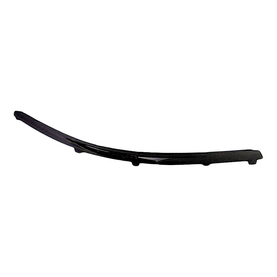 2001-2005 Volkswagen Passat Bumpers, front passenger side, VW1047102